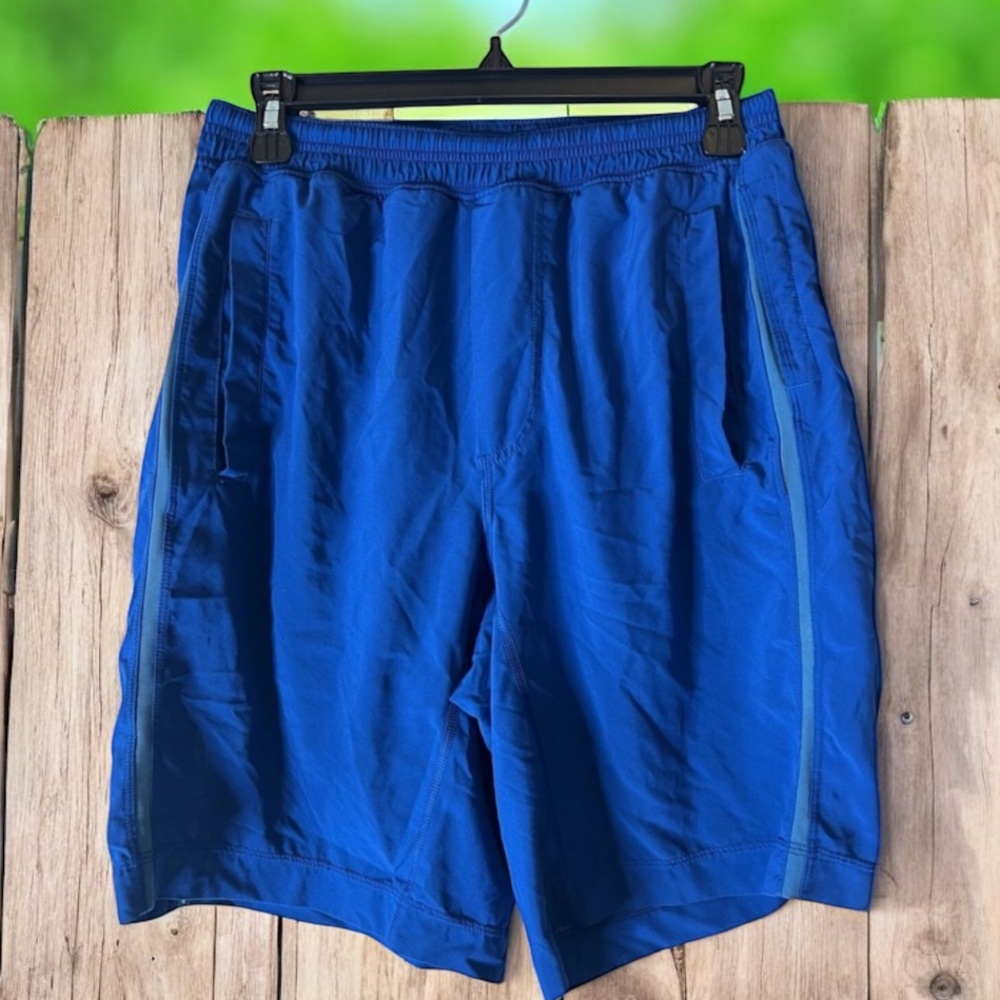 Lululemon Men’s Athletic Shorts Blue Lightweight‎ Training Short Size Small